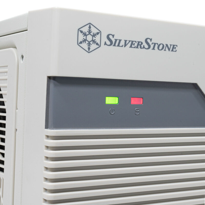 Silverstone FLP01 HTPC kabinett ATX/SSI-CEB retro hvit - Silverstone