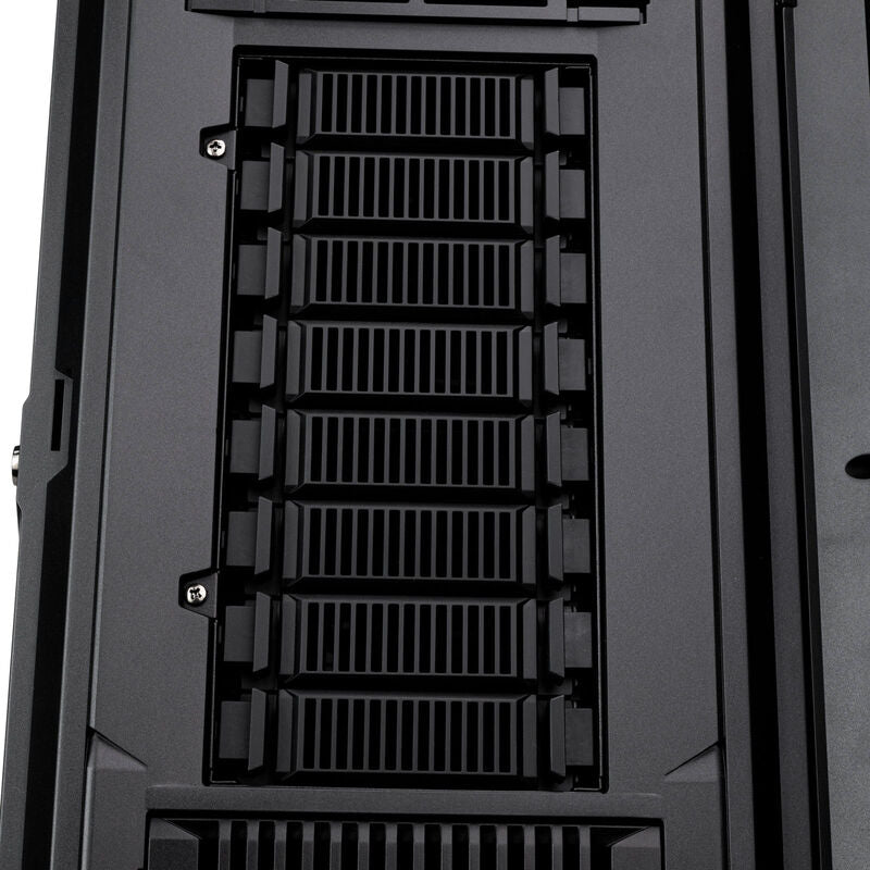 SilverStone CS383 NAS-kabinett 8-Bay Hot-Swap svart - SilverStone