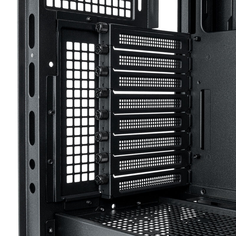 SilverStone CS383 NAS-kabinett 8-Bay Hot-Swap svart - SilverStone