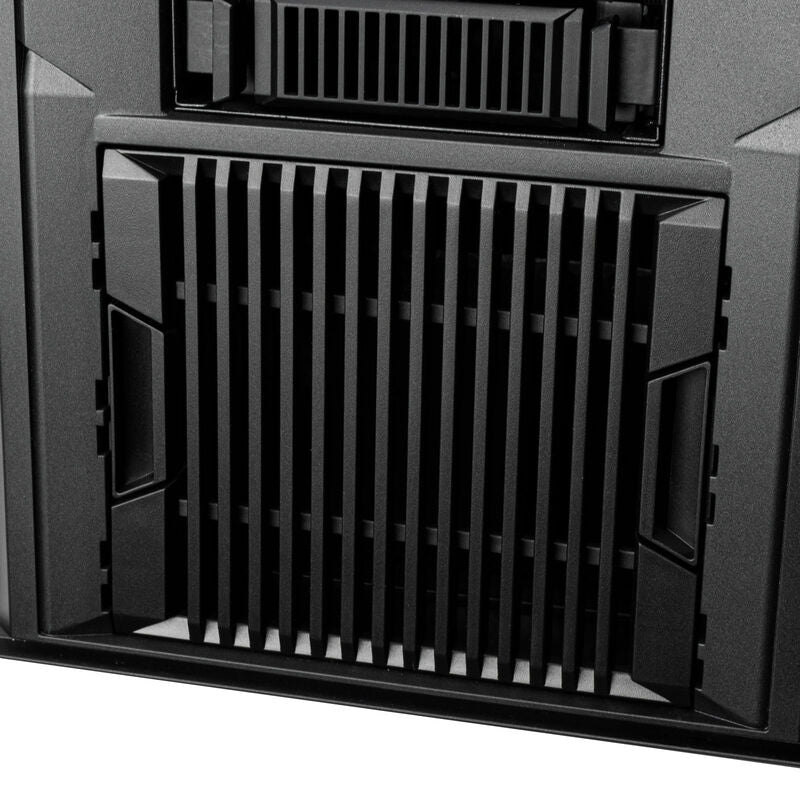 SilverStone CS383 NAS-kabinett 8-Bay Hot-Swap svart - SilverStone