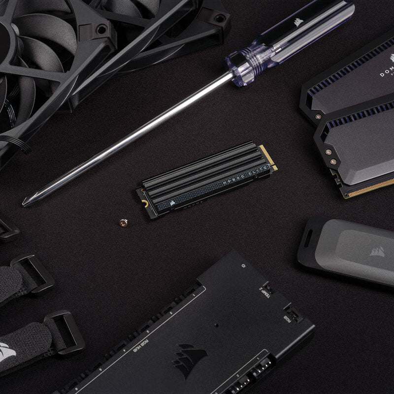 Corsair MP600 Elite NVMe SSD PCIe 4.0 M.2 1 TB med kjøleribbe - Corsair