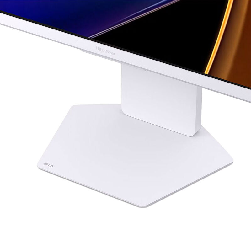 LG UltraGear G8s 32G810SA-W gamingskjerm 31,5" 4K IPS 144 Hz - LG