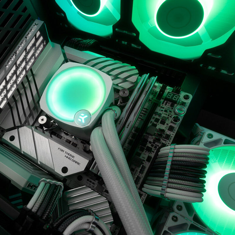 EK Water Blocks Nucleus AIO CR360 Lux D-RGB vannkjøling - EK Water Blocks