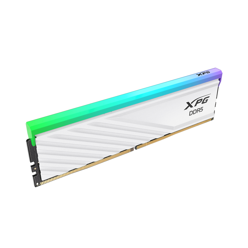 Detalj av ADATA XPG Lancer Blade RGB DDR5-6400 CL38 RAM