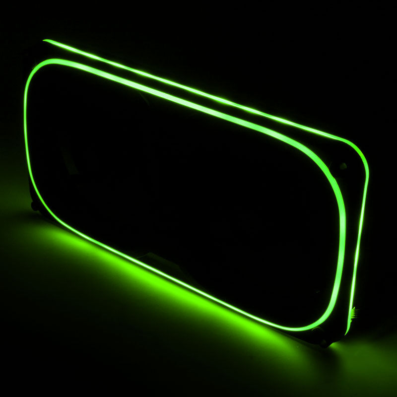 Detalj av RGB LED-belysning på Aerocool Astro 24 Dual ARGB vifte 240 mm svart
