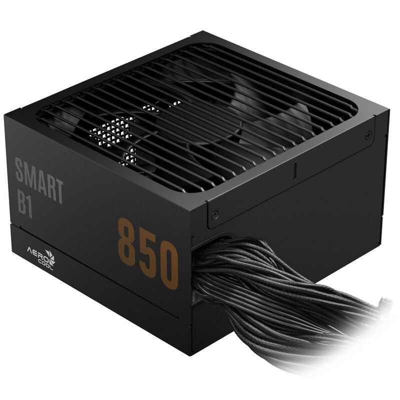 Bakside av AeroCool Smart B1 strømforsyning 750 W 80 PLUS Bronze ATX 3.1 svart