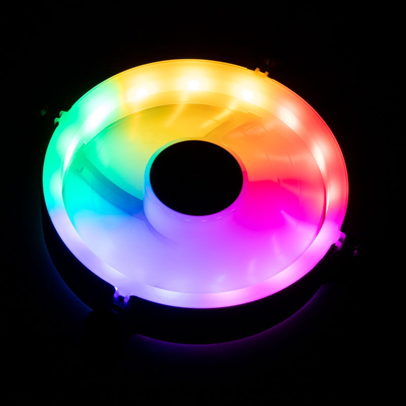 Aerocool Spectro 12 FRGB vifte 120 mm RGB LED montert i PC