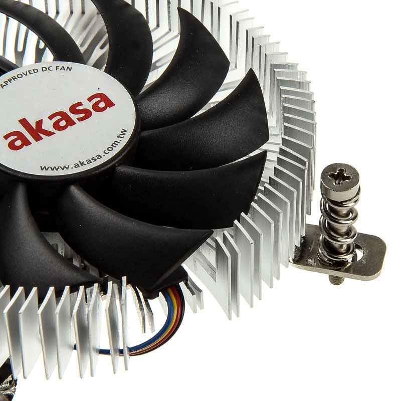 Akasa AK-CC7129BP01 Low Profile CPU-kjøler nærbilde av kjøleribber