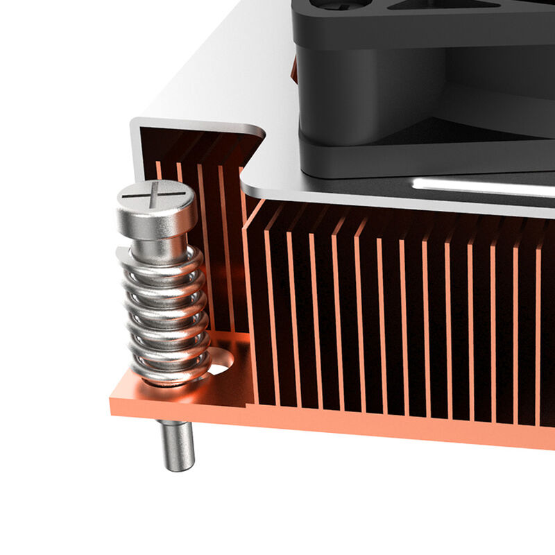 Detalj av kjøleribber på Akasa AK-CC7402BT01 2U Low Profile CPU-kjøler
