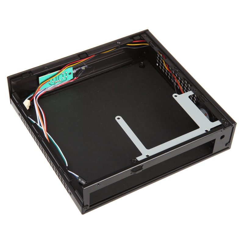 Detalj av Akasa Cypher Thin-Mini-ITX kabinett svart med mesh sidepanel
