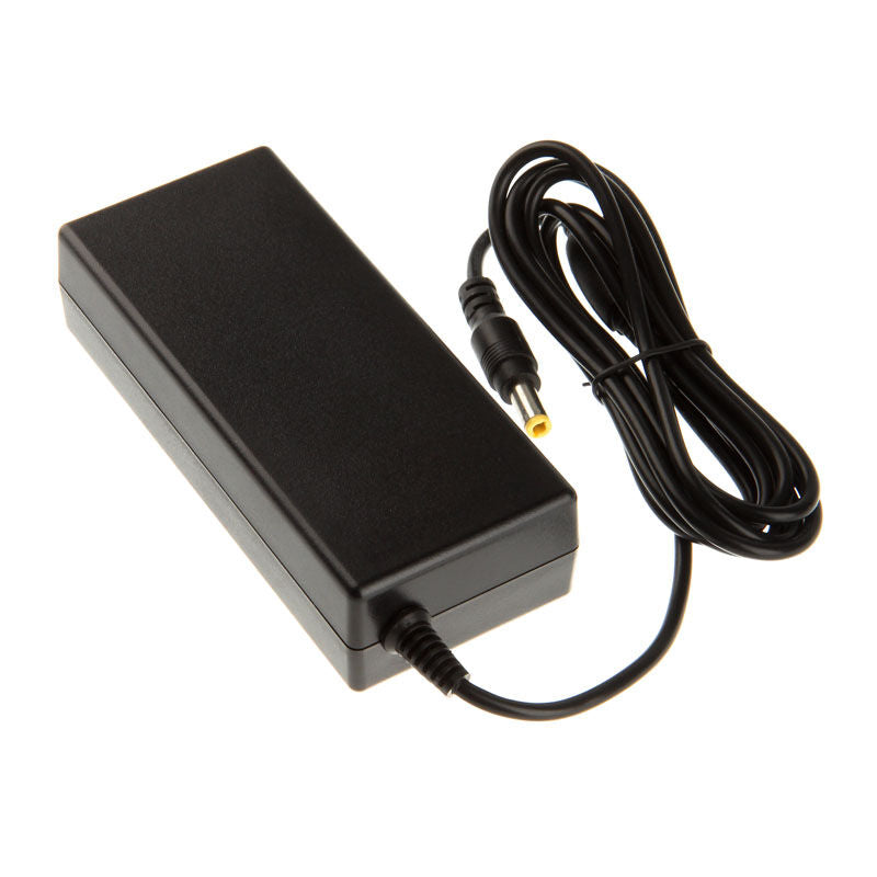 Akasa Newton S UCFF kabinett Intel NUC 65 W OEM svart komplett sett