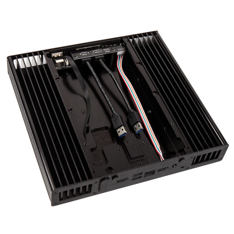Akasa Plato X7D UCFF kabinett Intel NUC aluminium svart med kabeltilkoblinger