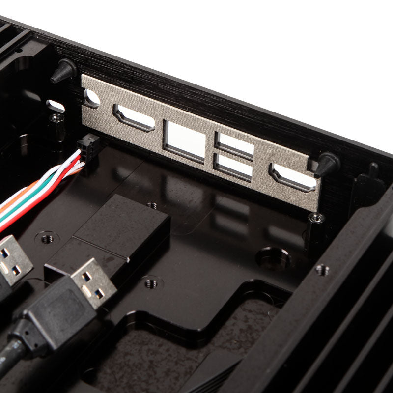 Oversikt av Akasa Plato X7D UCFF kabinett Intel NUC aluminium svart