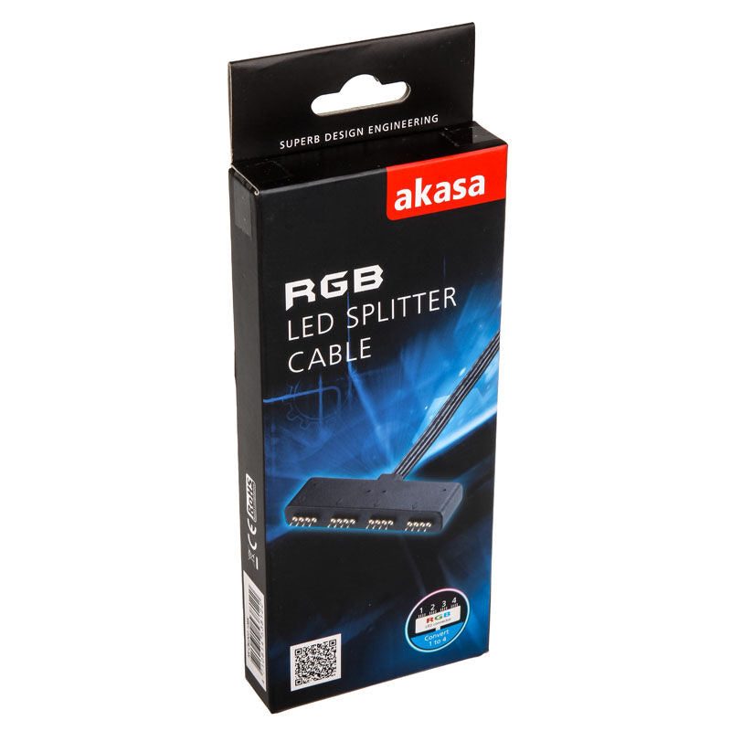 Nærbilde av kontakt på Akasa RGB LED splitterkabel 4-Pin 10 cm svart