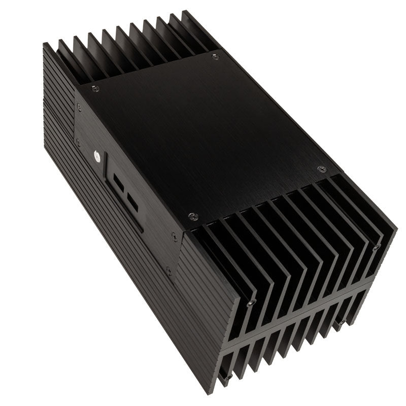 Akasa Turing TN UCFF kabinett Intel NUC passiv kjøling svart frontpanel