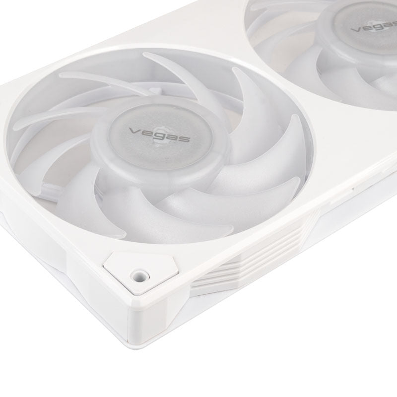 Montert Akasa Vegas A36 ARGB PWM vifte 360 mm 2000 RPM hvit i PC