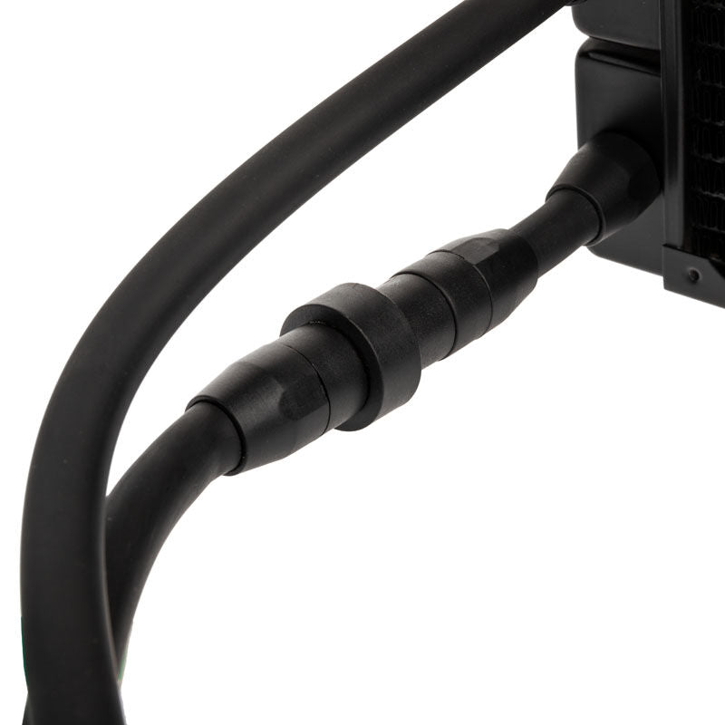 Hurtigkoblinger på Alphacool Eisbaer Aurora LT360 AIO vannkjøling