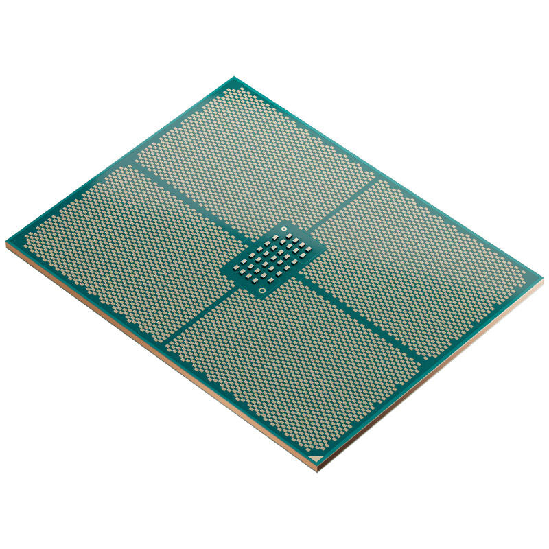 AMD Ryzen Threadripper 7970X prosessor i emballasje