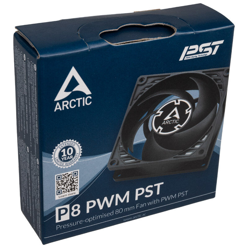 Nærbilde av Arctic P8 PWM PST vifte 80 mm 3000 RPM svart vifteblader