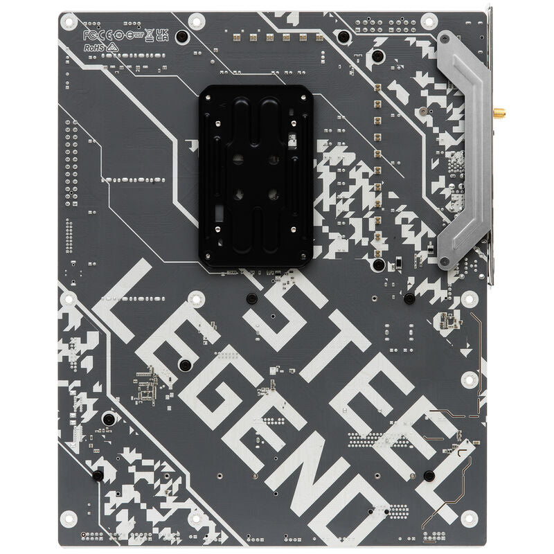 Nærbilde av ASRock B650 Steel Legend WiFi hovedkort kretskort