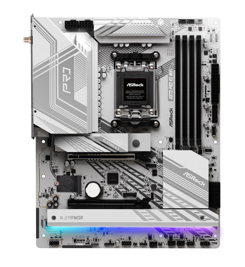 Nærbilde av DIMM-spor på ASRock X870 Pro RS WiFi hovedkort