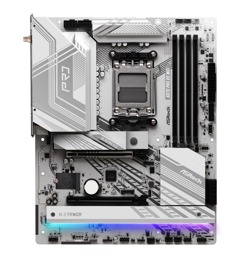Detalj av PCIe 5.0 x16 spor på ASRock X870 Pro RS WiFi hovedkort