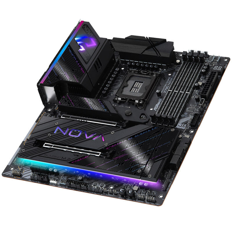 Nærbilde av ASRock Z790 Nova WiFi hovedkorts VRM-kjøleribber