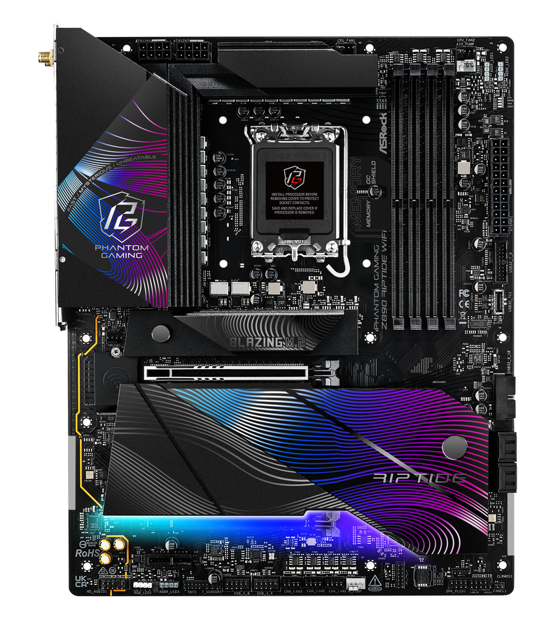 Nærbilde av ASRock Z890 Riptide WiFi hovedkort PCIe-slotter