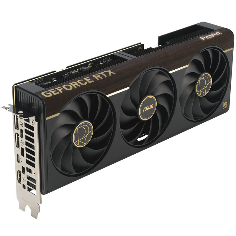 Nærbilde av ASUS GeForce RTX 5080 ProArt OC Edition vifter