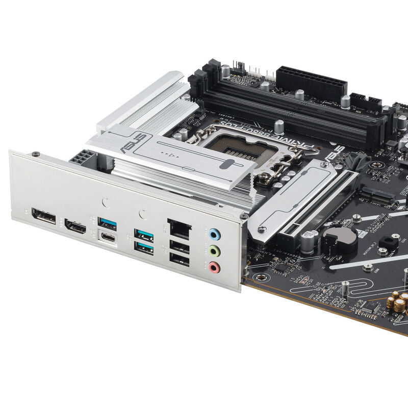 Nærbilde av ASUS Prime B860-Plus RAM-spor