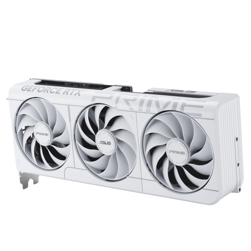 Montert ASUS Prime GeForce RTX 5070 White OC i PC