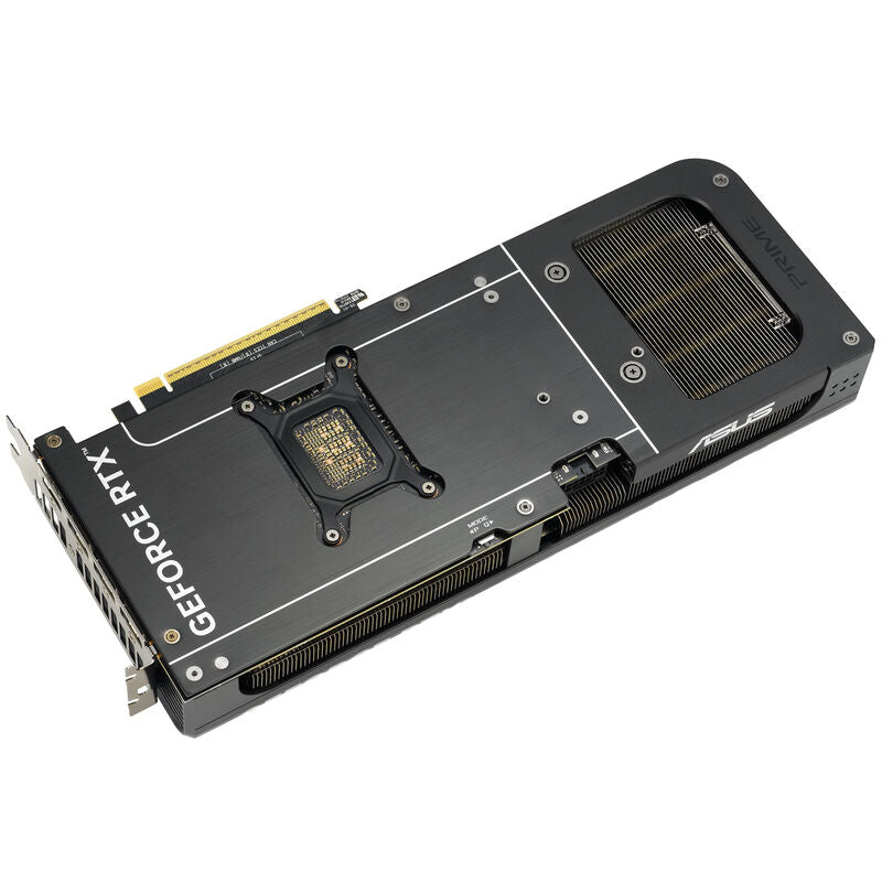 Nærbilde av ASUS Prime RTX 5070 OC Edition grafikkort kjøling