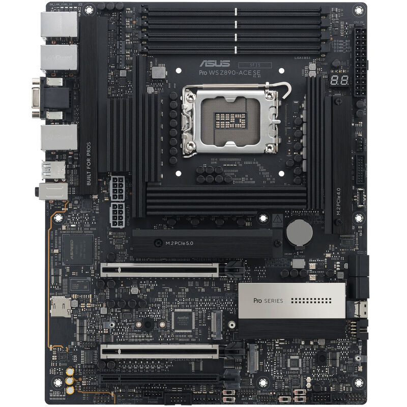 Detalj av PCIe 5.0 spor på ASUS Pro WS Z890-ACE SE