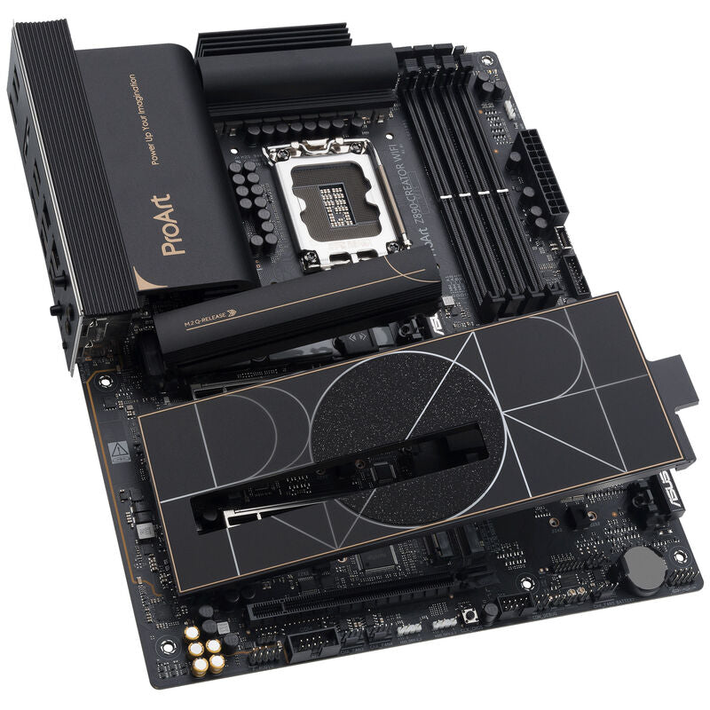 Baksiden av ASUS ProArt Z890-Creator WiFi hovedkort
