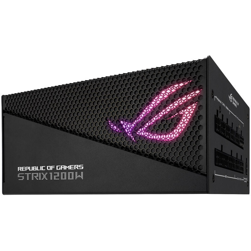Montert ASUS ROG Strix 1200W Gold Aura Edition i gaming-PC