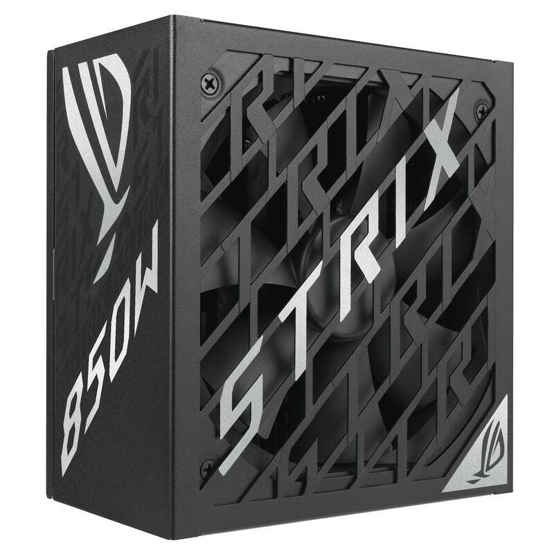 ASUS ROG Strix 850 Platinum strømforsyning montert i PC