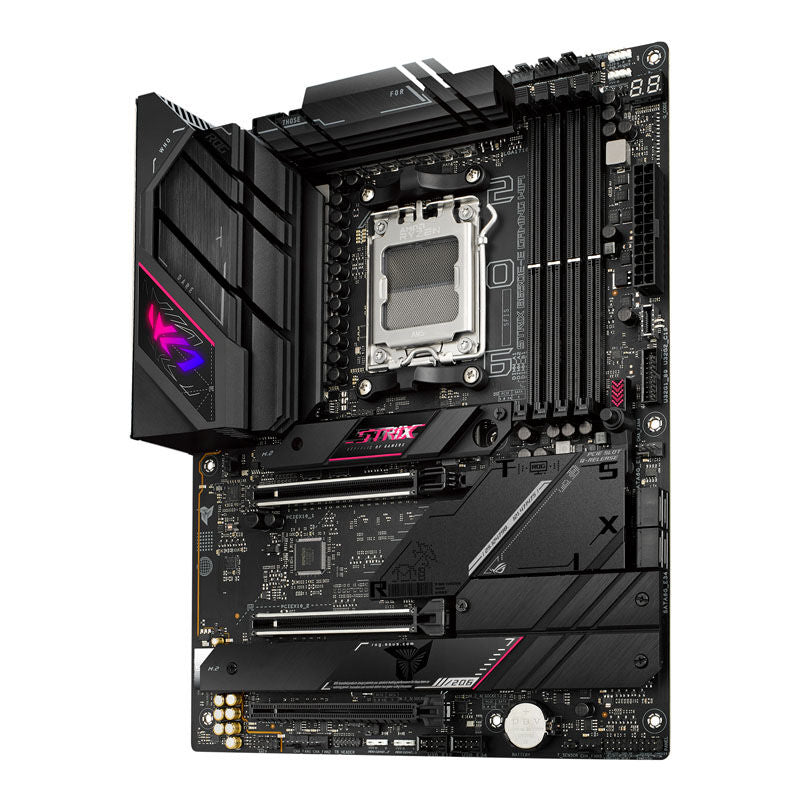 ASUS ROG Strix B650E-E Gaming WiFi hovedkort montert i PC-kabinett
