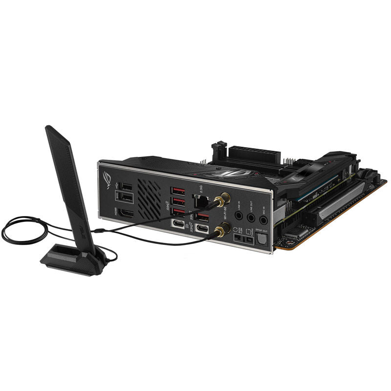 ASUS ROG Strix B650E-I Gaming WiFi hovedkort montert i kabinett