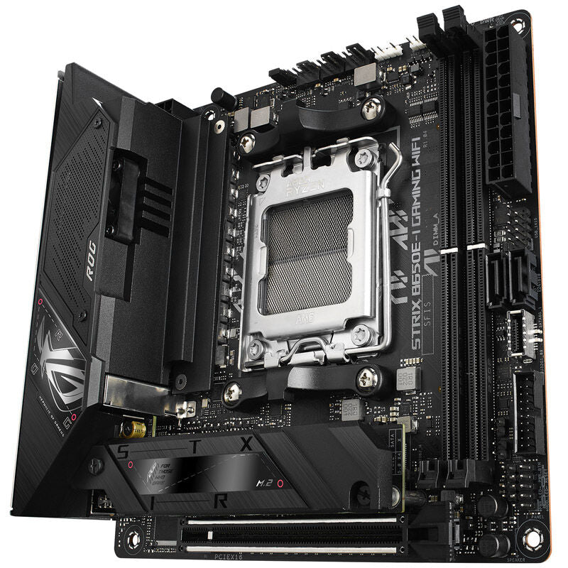 ASUS ROG Strix B650E-I Gaming WiFi hovedkort detalj av VRM komponenter