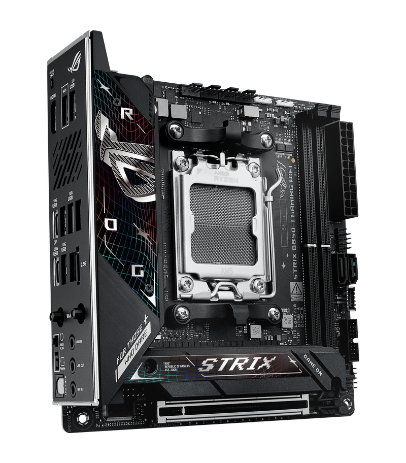 ASUS ROG Strix B850-I Gaming WiFi hovedkort montert i kabinett