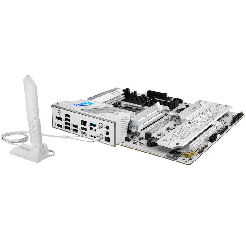 Nærbilde av kjølesystem på ASUS ROG Strix B860-A Gaming WiFi