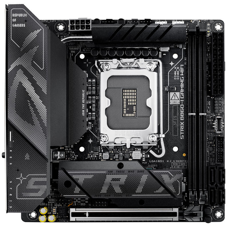 Detalj av ASUS ROG Strix B860-I Gaming WiFi hovedkort M.2 slot