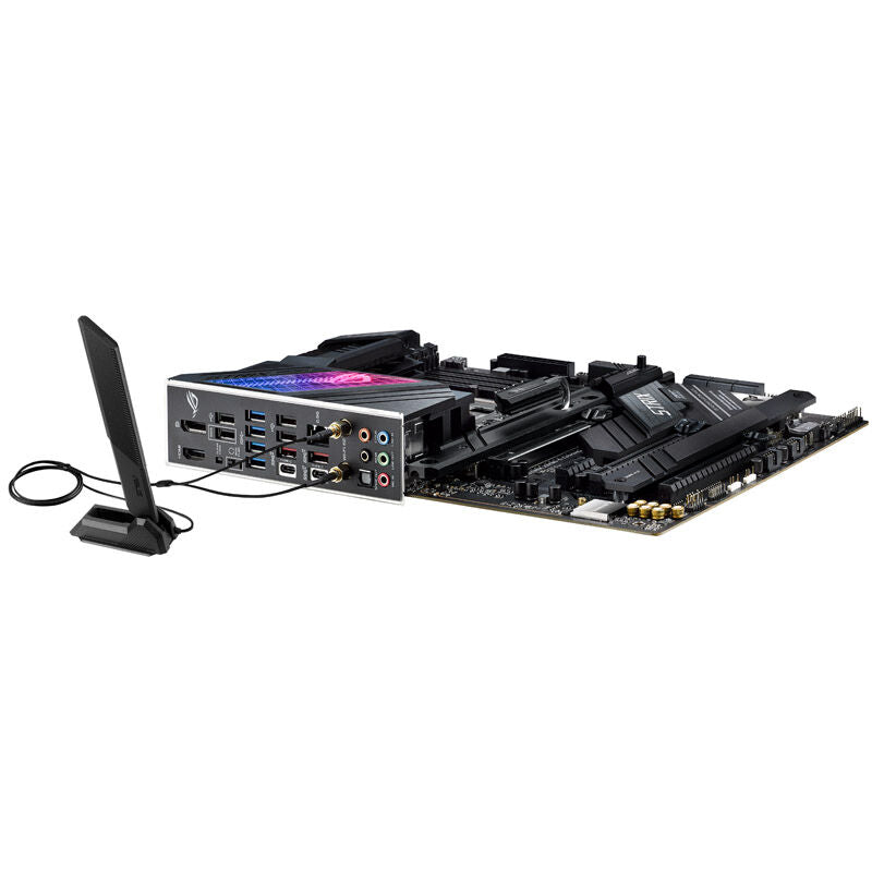 Nærbilde av ASUS ROG Strix Z690-E Gaming WiFi hovedkort RGB-belysning