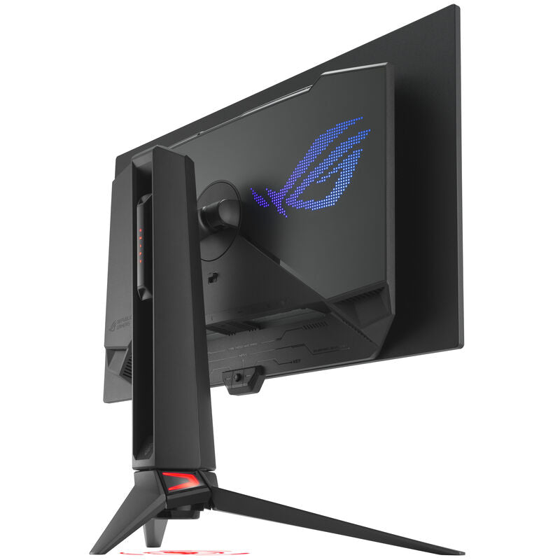 ASUS ROG Swift OLED PG27UCDM skjerm i bruk med spill