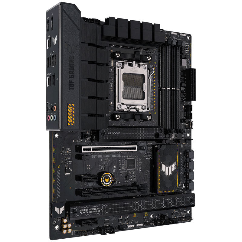 Montert ASUS TUF Gaming B650-Plus hovedkort i PC-kabinett