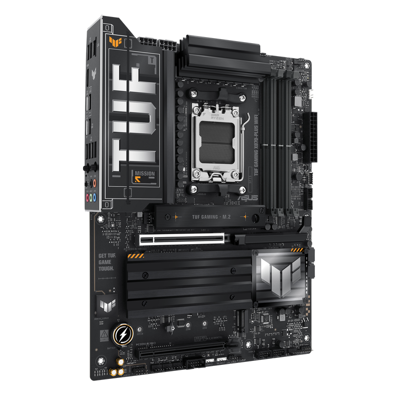 Nærbilde av ASUS TUF Gaming X870-Plus WiFi hovedkort minneplasser