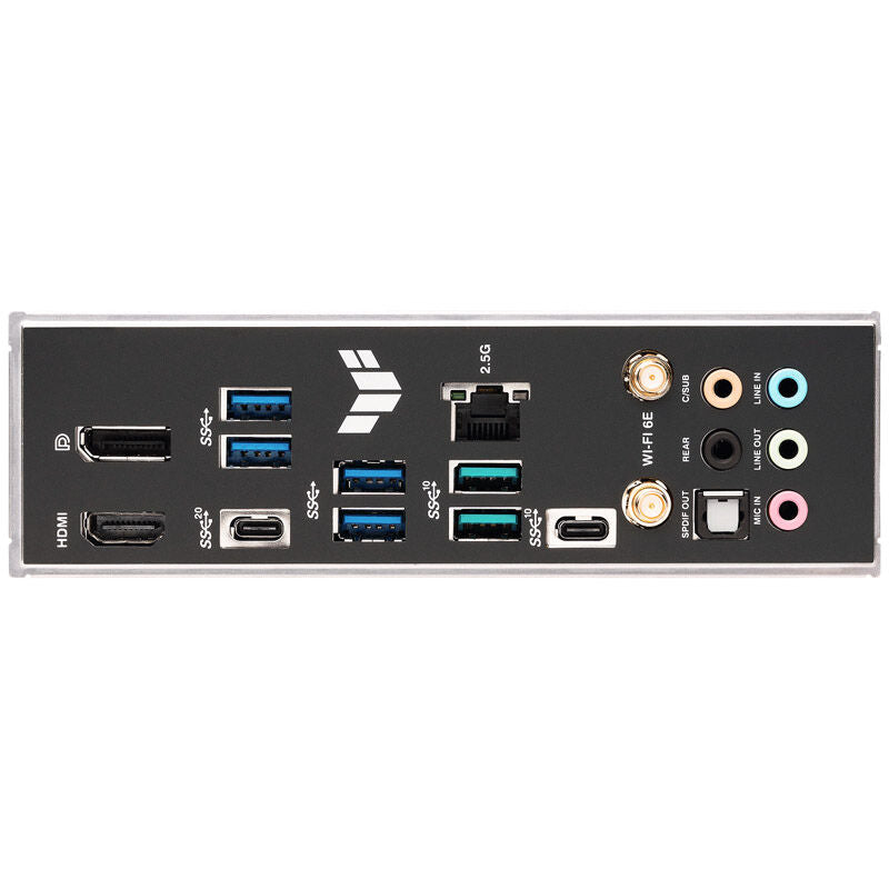 Montert ASUS TUF Gaming Z790 Plus WiFi hovedkort i gaming-PC