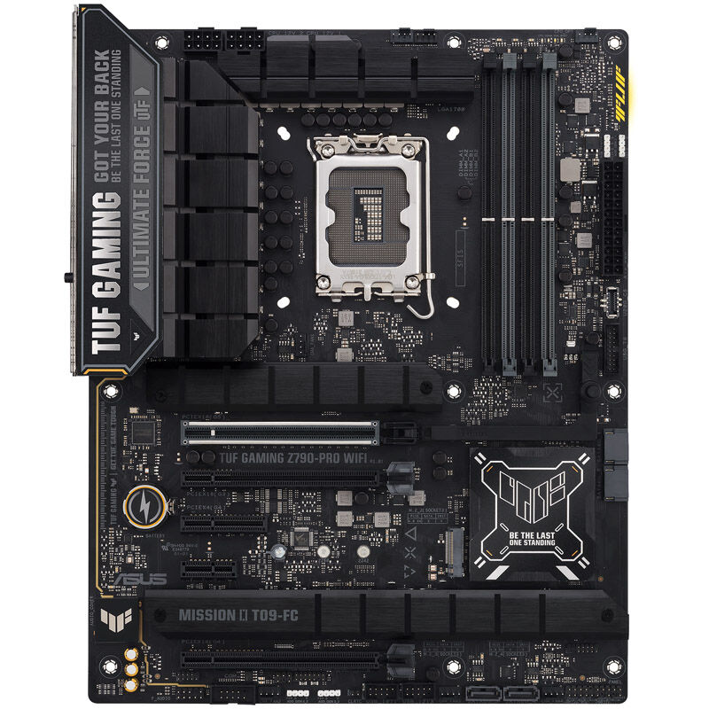 Detalj av ASUS TUF Gaming Z790-Pro WiFi hovedkort PCIe slots
