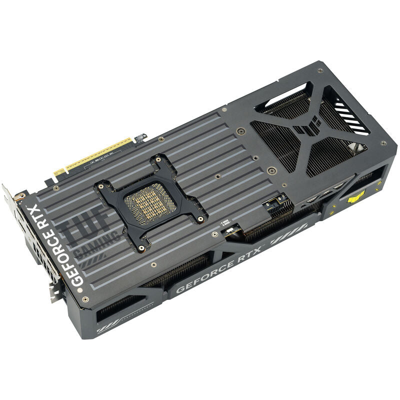 ASUS TUF RTX 5090 OC Edition grafikkort i bruk