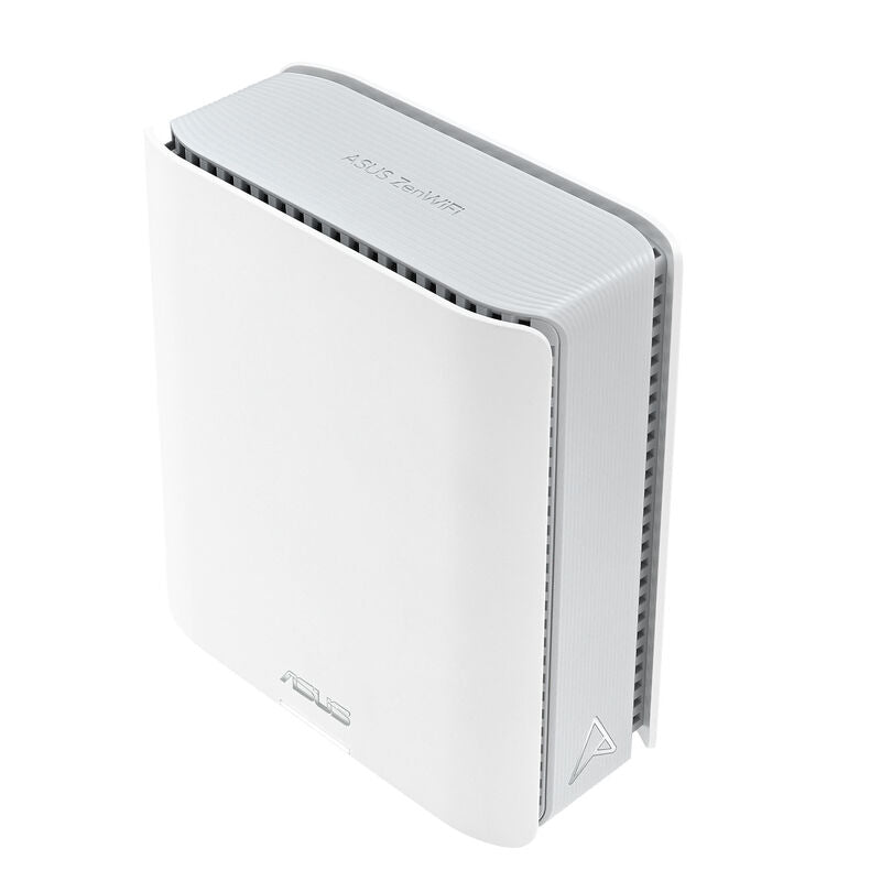 Montert ASUS ZenWiFi BT10 BE18000 Wi-Fi 7 AiMesh ruter hvit i hjemmenettverk